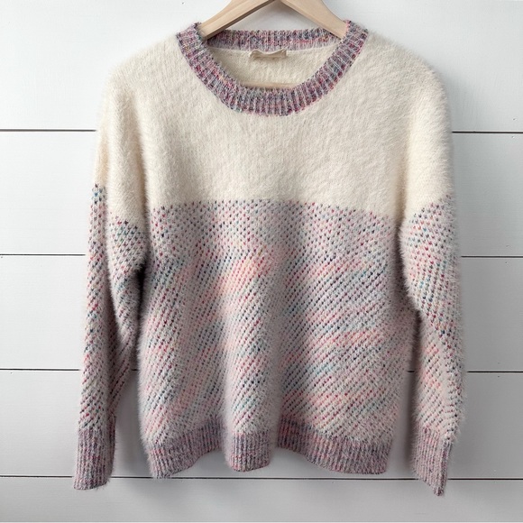 LOVED + ADORED Soft Fuzzy/Eyelash Pullover Crewneck Colorful Sweater Size Small - Picture 3 of 9